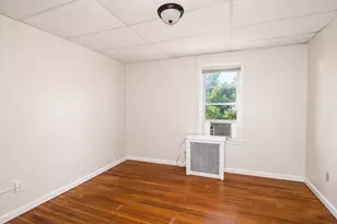 8 Trafton St, Chicopee, MA 01013 - Photo 24