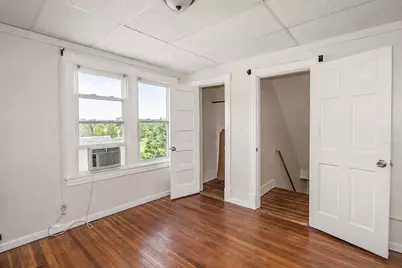 8 Trafton St, Chicopee, MA 01013 - Photo 22