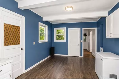 8 Trafton St, Chicopee, MA 01013 - Photo 10