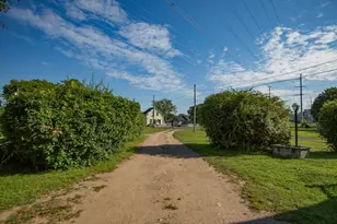 8 Trafton St, Chicopee, MA 01013 - Photo 38