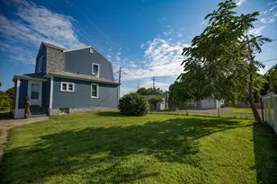 8 Trafton St, Chicopee, MA 01013 - Photo 36