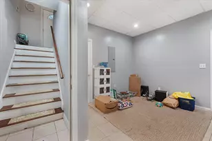 9 Ansonia Rd, Worcester, MA 01605 - Photo 24
