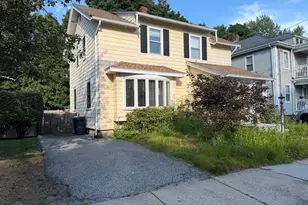 17 Russell Rd, Winchester, MA 01890 - Photo 2
