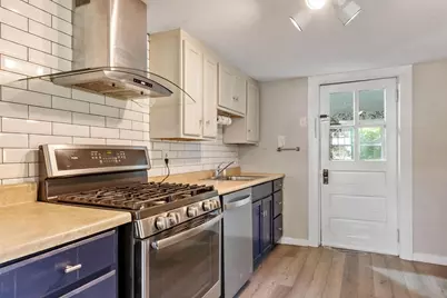63 Central St, West Brookfield, MA 01585 - Photo 12