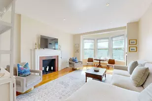 4 Charlesgate E, Boston, MA 02215 - Photo 2
