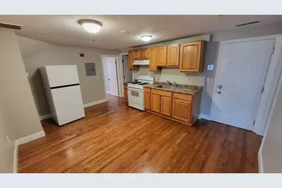1235 Middlesex Street #5, Lowell, MA 01851 - Photo 4