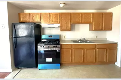 177 Nashua St #5, Fall River, MA 02721 - Photo 6