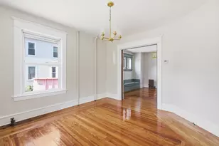 24 Washington Ave, Holyoke, MA 01040 - Photo 10