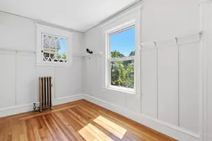 24 Washington Ave, Holyoke, MA 01040 - Photo 30