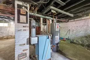 24 Washington Ave, Holyoke, MA 01040 - Photo 42