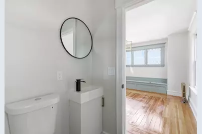 24 Washington Ave, Holyoke, MA 01040 - Photo 20