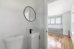 24 Washington Ave, Holyoke, MA 01040 - Photo 20