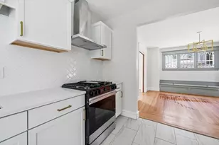 24 Washington Ave, Holyoke, MA 01040 - Photo 18