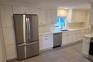 7 Superior St, Swampscott, MA 01907 - Photo 4