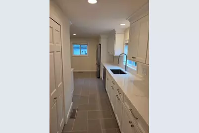 7 Superior Street #1, Swampscott, MA 01907 - Photo 2