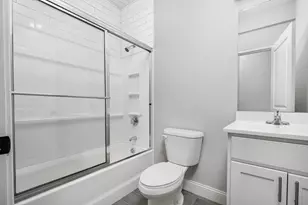 83 Bradstreet Ave, Revere, MA 02151 - Photo 8