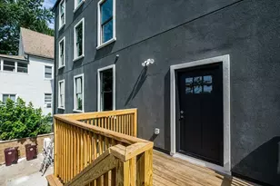 83 Bradstreet Ave, Revere, MA 02151 - Photo 10