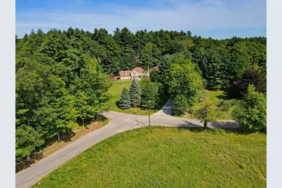 95 Jewett St, Pepperell, MA 01463 - Photo 8
