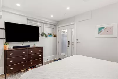 530 E Broadway #1, Boston, MA 02127 - Photo 10