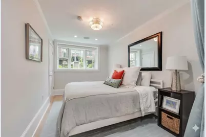 530 E Broadway #1, Boston, MA 02127 - Photo 6