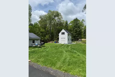 137 Pierce St, West Boylston, MA 01583 - Photo 4
