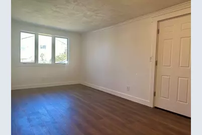 220 Beacon St, Framingham, MA 01701 - Photo 12