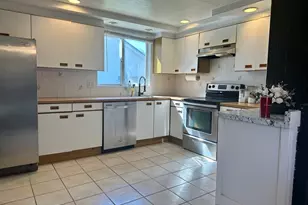 220 Beacon St, Framingham, MA 01701 - Photo 6