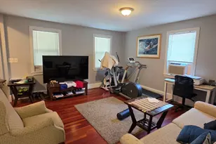 14-16 Vara Ln, Needham, MA 02494 - Photo 4