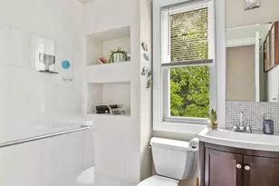 33 Plainfield St, Boston, MA 02130 - Photo 18
