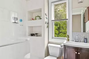 33 Plainfield St, Boston, MA 02130 - Photo 18