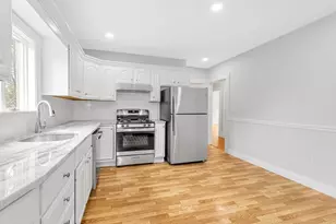 221 Belgrade Ave, Boston, MA 02131 - Photo 2