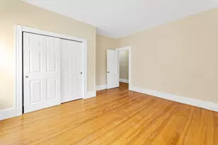 221 Belgrade Ave, Boston, MA 02131 - Photo 10