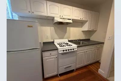 64 Myrtle St. #11, Boston, MA 02114 - Photo 4