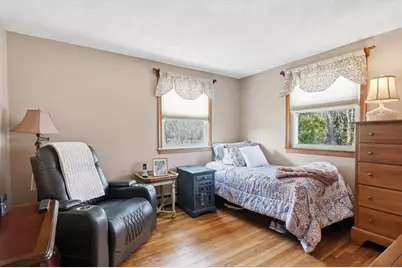 57 Winter St, Woburn, MA 01801 - Photo 16