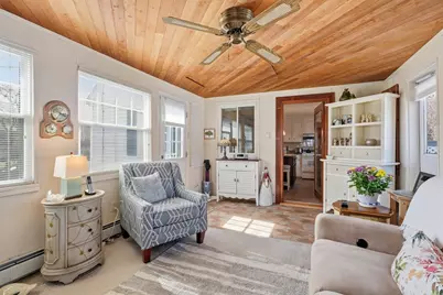 57 Winter St, Woburn, MA 01801 - Photo 4