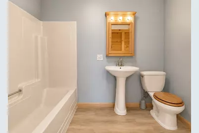12 Hideaway Vlg #G, Bourne, MA 02532 - Photo 8