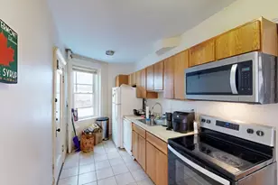 19 Short St, Brookline, MA 02446 - Photo 4
