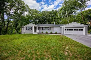 30 Sawyer Ln, Holden, MA 01520 - Photo 2