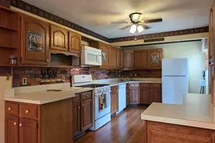 466 Highland, Attleboro, MA 02703 - Photo 8