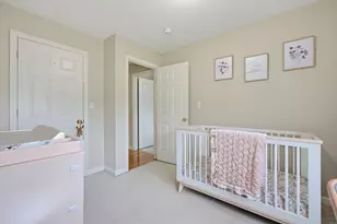 28 Roland Way, Milford, MA 01757 - Photo 16