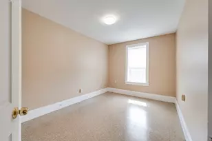 660 S Bridge St, Holyoke, MA 01040 - Photo 8