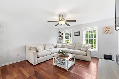 341 Primrose Hill, Dracut, MA 01826 - Photo 4