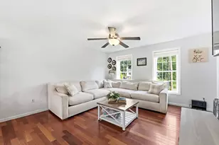 341 Primrose Hill, Dracut, MA 01826 - Photo 4