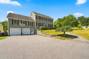 341 Primrose Hill, Dracut, MA 01826 - Photo 2