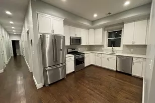 7 Langford Park, Boston, MA 02119 - Photo 2