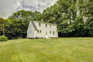 42 Pleasant View Ave, Lunenburg, MA 01462 - Photo 32