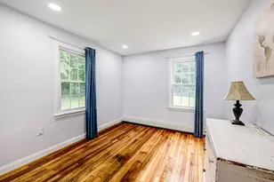 42 Pleasant View Ave, Lunenburg, MA 01462 - Photo 14