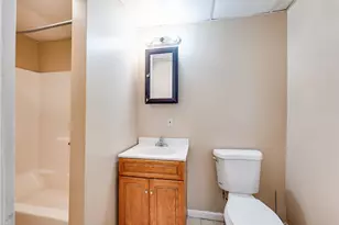 660 S Bridge St, Holyoke, MA 01040 - Photo 6