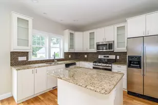 5 Oakdale Ave, Wellesley, MA 02482 - Photo 8