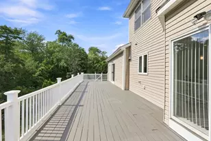 9 Sullivan Cir, Stoneham, MA 02180 - Photo 6